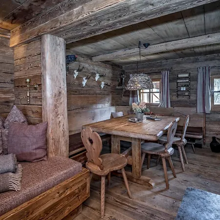 Buccara Zwischenbachalm Holiday home Westendorf
